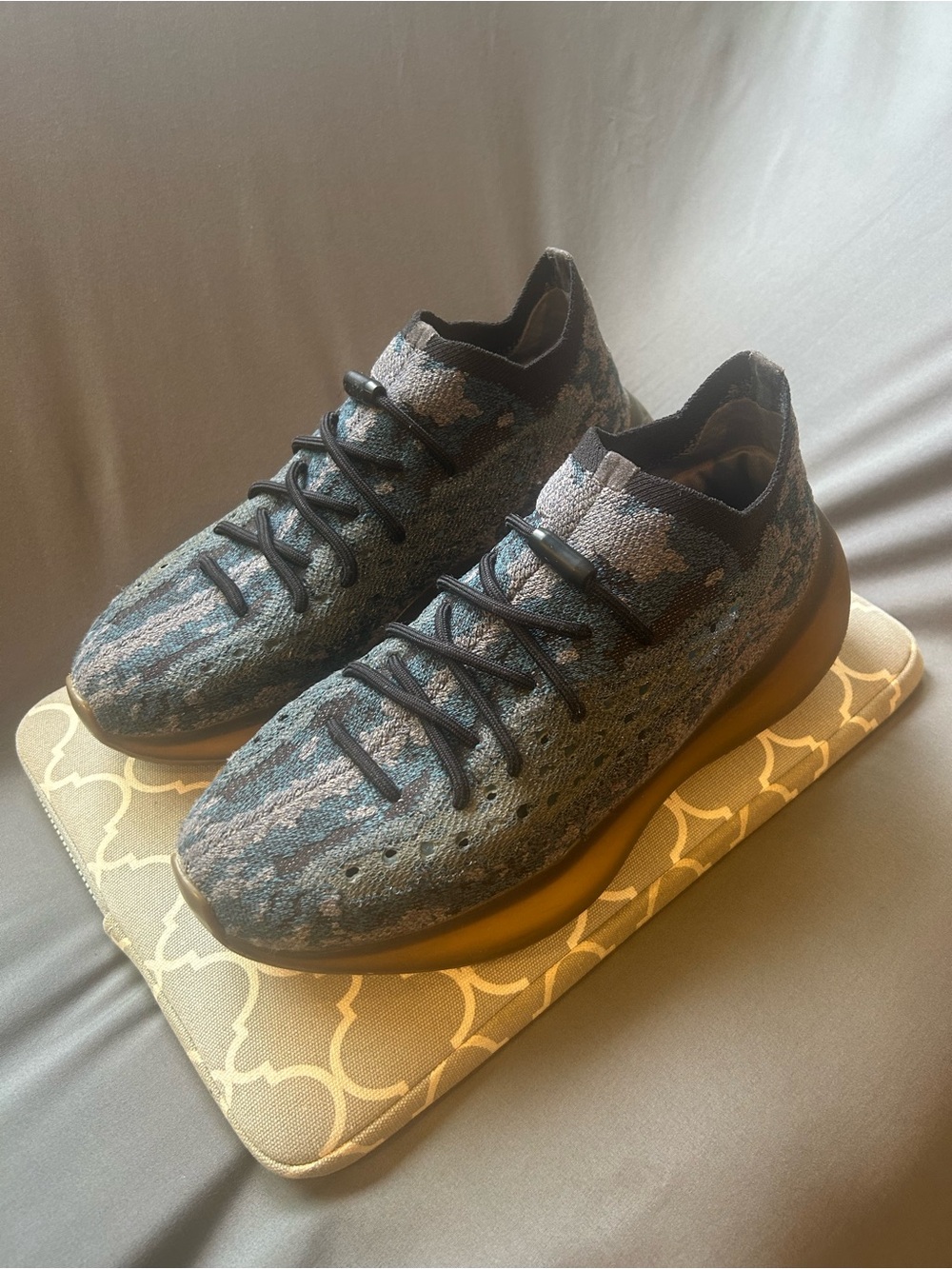Adidas / Yeezy Boost 380
“Covellite”
